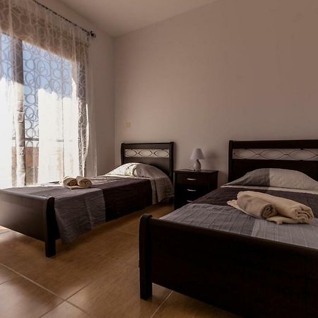 Dafni Villa 19 Paralimni Exterior foto