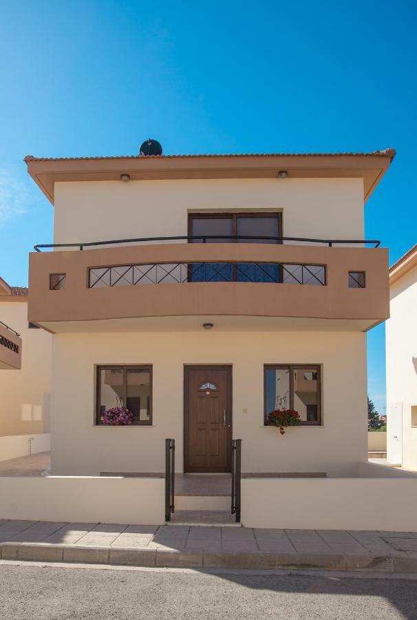 Dafni Villa 19 Paralimni Exterior foto